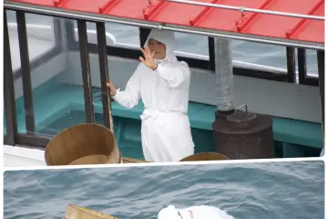 They even have pearl oyster diving performances