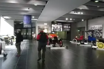Gallery image