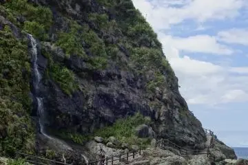 Tarumi Waterfall, one of only a hand-full of waterfalls right by the ocean
