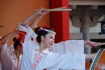 Taiko performance (Photo: Guillaume Dore)