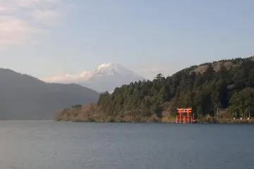 Splendid Mount Fuji, the tranquil Lake Ashi, and the elegant Hakone Shrine Portal blew my mind away