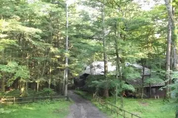 <p>The view from the second floor; Shaw would have never seen this view himself, as the house was moved from its original location</p>