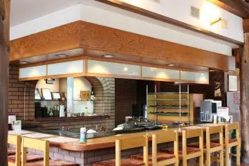 Counter seating at Kaede, Yumura