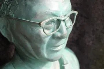 Tottori Highlight: Mizuki Shigeru statue on Mizuki Shigeru Road