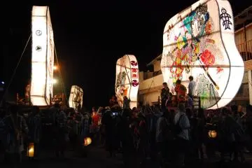 The parade has started; now it gets wild