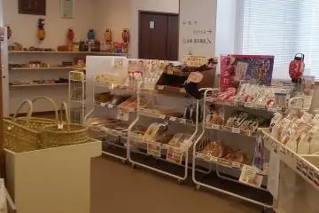 Gallery image