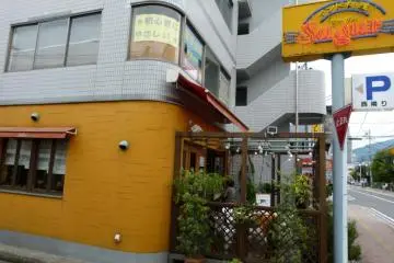 Outside view on the corner