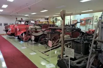 L'intérieur du musée de pompiers
