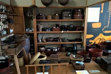 Assorted cookware