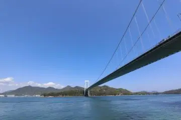 You'll cycle through the north-west part of Hakatajima before reaching the next bridge. Connecting Hakata to Oshima is the 1.165km long Hakata-Oshima suspended bridge.