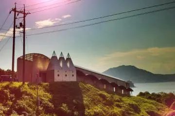 This ain't no funicular railway, even though appearances may be deceptive