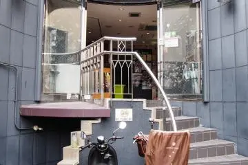 L'entrée de l'Hôtel Kyoto Theater