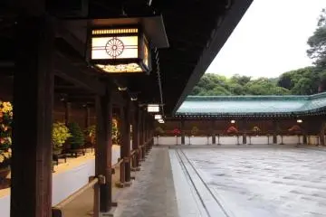 The peaceful shrine complex is filled with flora and fauna. 