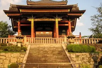 Saimon at Kiyomizu-dera