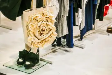 On trend ruffle details 