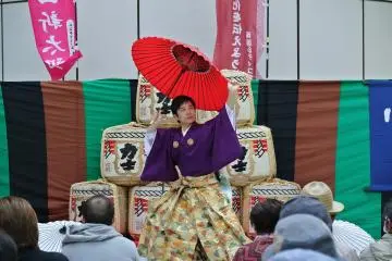 Making red parasols come out of thin air