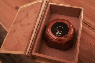 Push the button on the top to call for a waiter