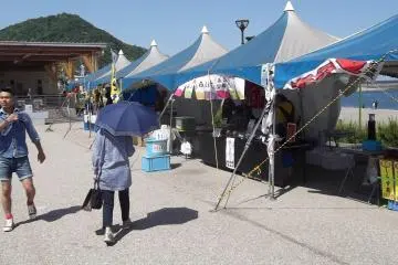 Some of the food stands with the flea market