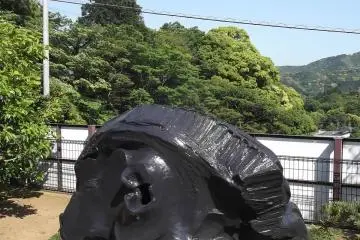 Another big sculpture outside