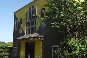 Gallery image