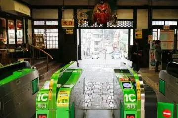 Gallery image