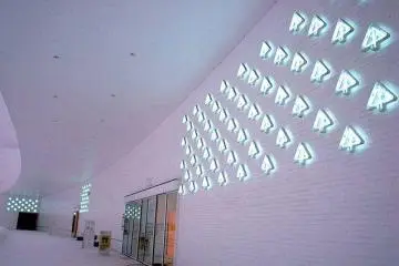 The museum incorporates a tree theme. (Photo: <a href="http://www.flickr.com/photos/martymito/4281369765/" target="_blank" rel="noreferrer noopener nofollow"> Marty M. Ito</a> / <a href="https://creativecommons.org/licenses/by-nc/2.0/" target="_blank" rel="noreferrer noopener nofollow">CC BY-NC 2.0</a>)
