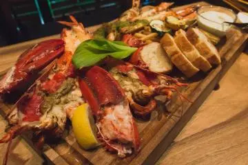 R-Shrimp Combo platter