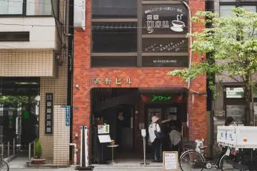 Gallery image
