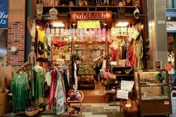 Malaika, a hippy-vibed shop