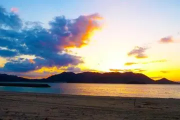 Setoda Private Hostel sunset beach