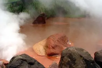 Blood Hell, Beppu (Photo: <a href="http://flic.kr/p/n3GtE" target="_blank" rel="noreferrer noopener nofollow">Chris Gladis</a>)