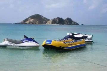 Banana boat and glass bottom boat tours