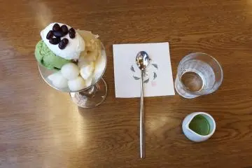 Matcha ice cream before adding sauce