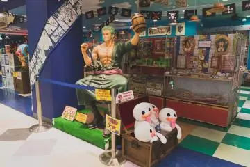 Patung Zoro ukuran asli!
