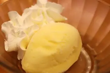 <p>No matter how bountifully you consume, there's always room for a good desert...</p>