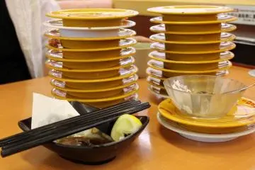 <p>BURP! Is this the appetite of an ordinary human being?</p>