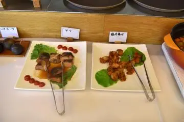 Smoked yellowtail and karaage