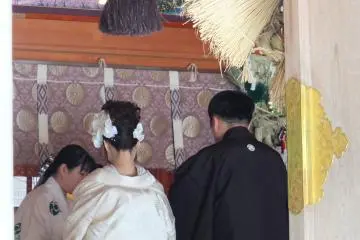 결혼식도 진행중!