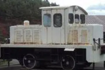 <p>พอเห็นรถไฟเหมืองตรงลานจอดรถคือมาถึงที่แล้ว</p>