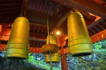 The 3 Golden Bells