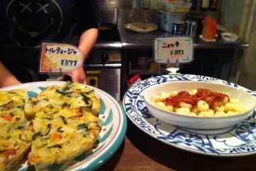 Spanish tortilla and gnocchi