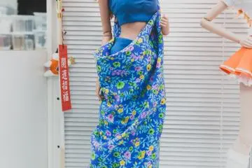 Una muñeca en un bello sari
