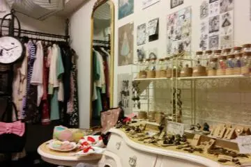 Gallery image