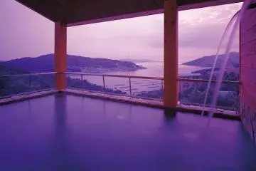 Open-air bath Toba View Hotel