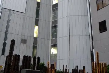 Vertical lines