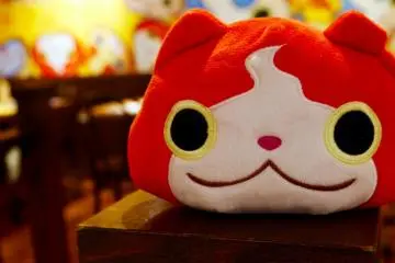 Boneka imut sebagai dekorasi