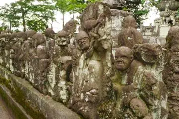 Several of the 540 Rakan statues