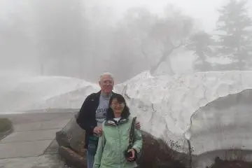 Rey & Miwa at Station 5
