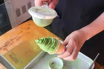 Matcha ice-cream