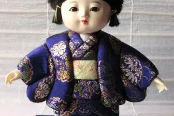 Kimekomi ningyo. Bought in Tokyo.